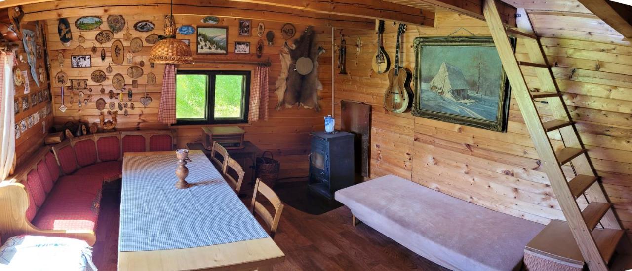 Srub Na Svahu Sjezdovky V Radvanicich Radvanice  Экстерьер фото